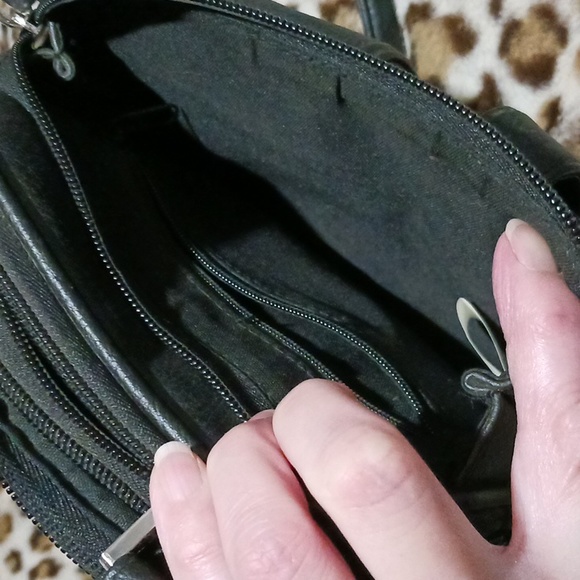 Rosseti Black Multi Compartment Crossbody Bag - Picture 9 of 16